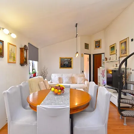 Appartement Kreso 1791